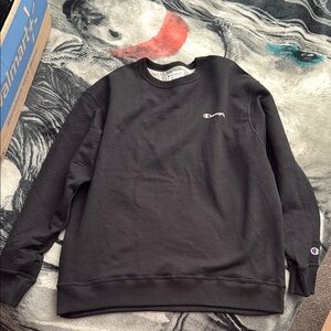 Champion Black Crewneck Sweater Classic Design
